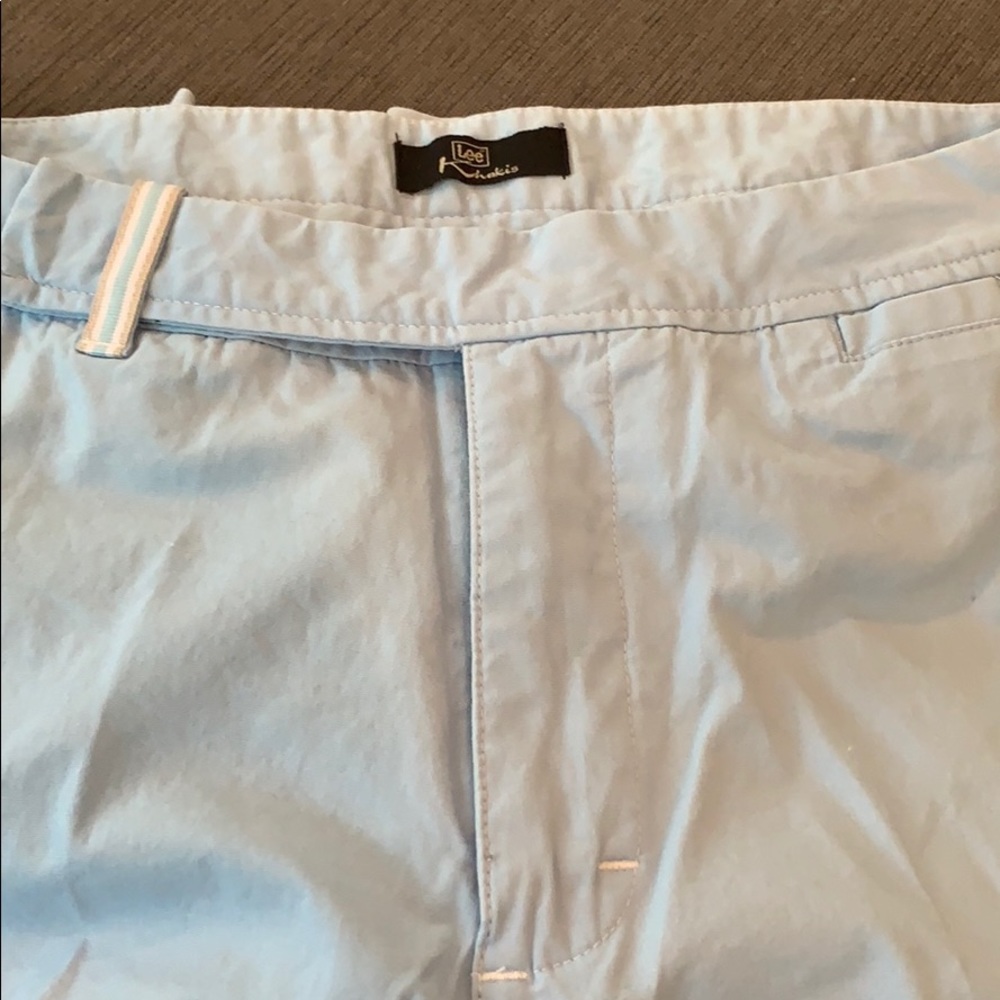 Lee Capris - Picture 3 of 6